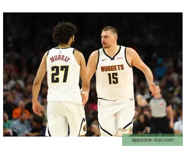 穆雷砍下赛季新高53分9记三分 约基奇23+21+19三双助掘金险胜独行侠